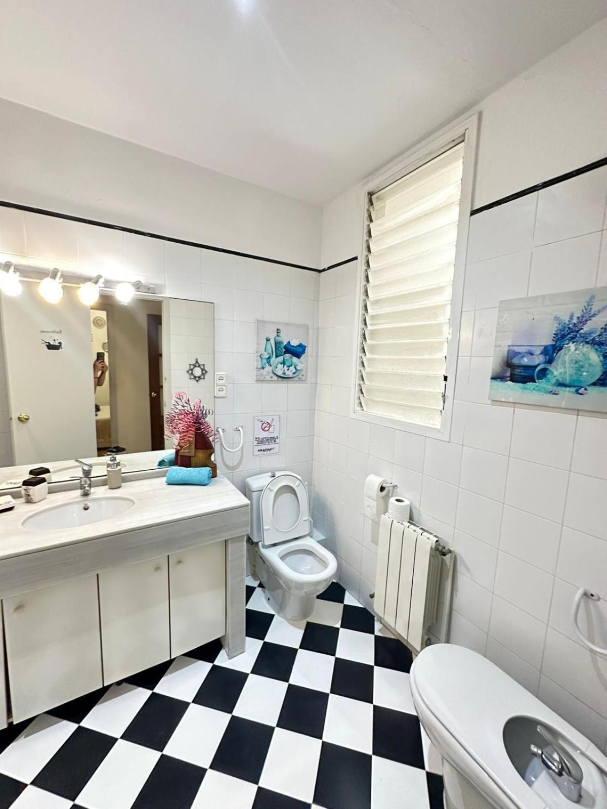Rooms Aribau Barcelona Exteriör bild