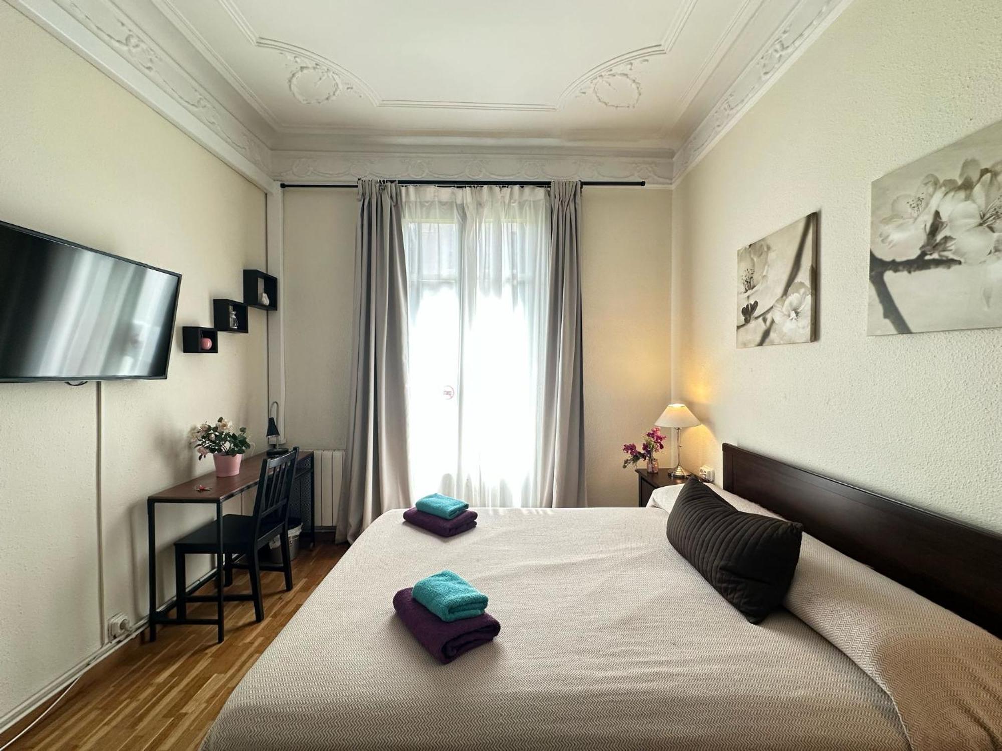 Rooms Aribau Barcelona Exteriör bild